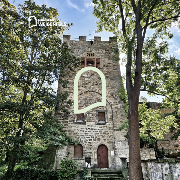 Bild vergr&ouml;&szlig;ern: Verteidigungsturm und Stadtmauer